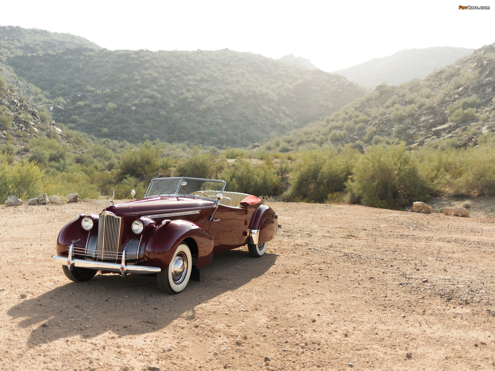 Packard 120 Convertible Victoria by Darrin (1801-2022) 1939–40 images (1600 x 1200)