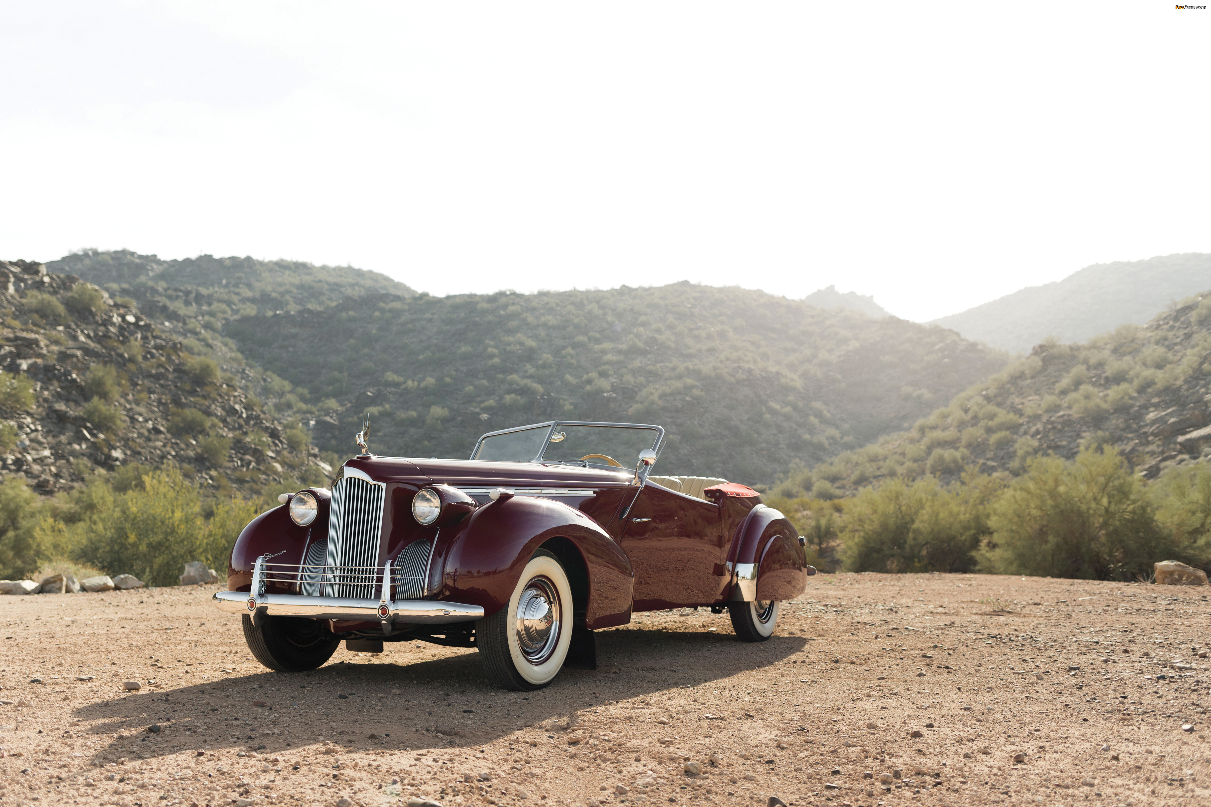 Packard 120 Convertible Victoria by Darrin (1801-2022) 1939–40 pictures (4000 x 2666)