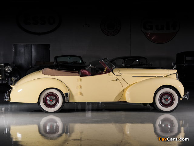 Packard 120 Convertible Victoria by Darrin (1701) 1939 wallpapers (640 x 480)