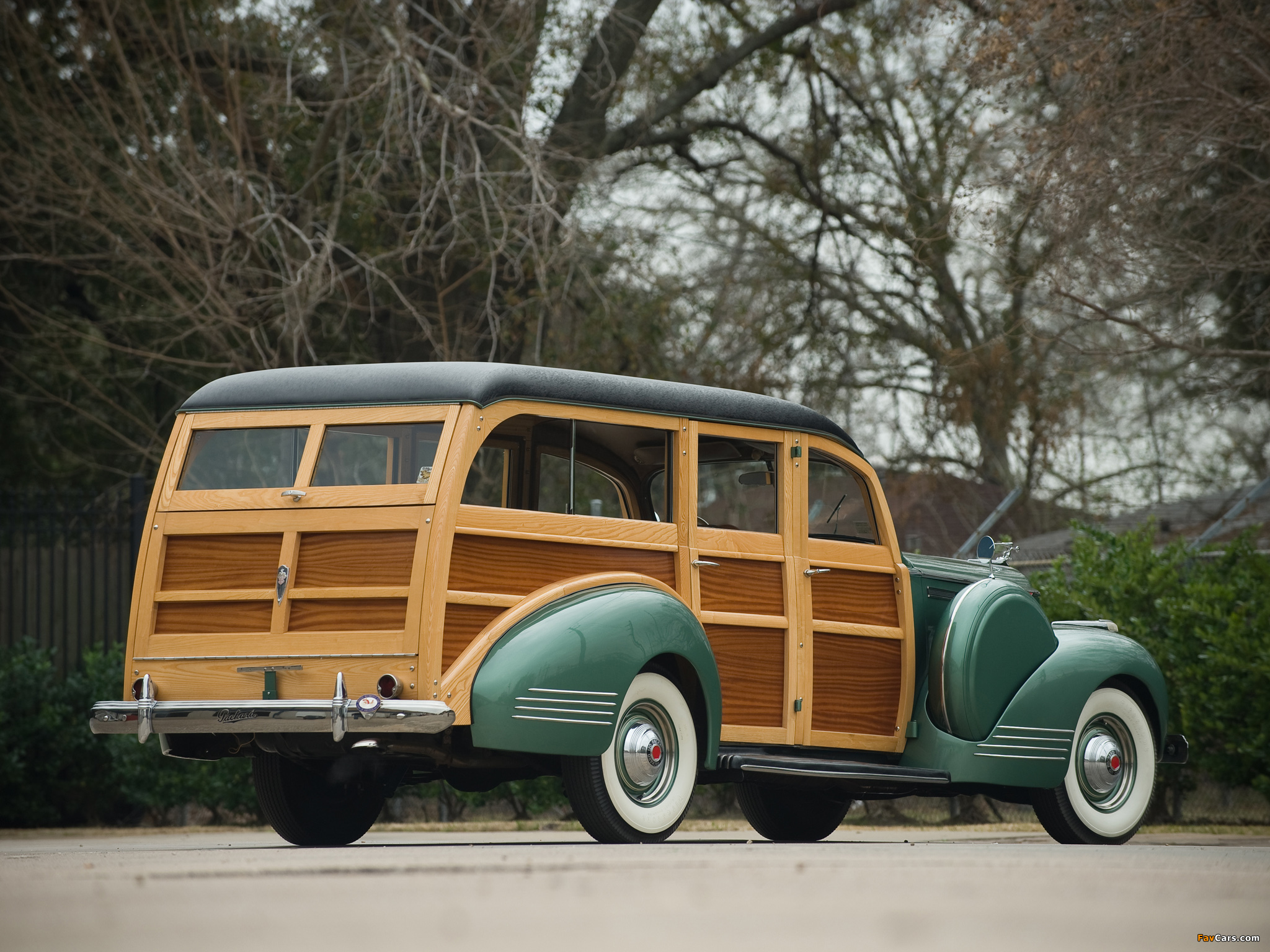 Packard 120 Deluxe Woodie Station Wagon by Hercules (1901) 1941 images (2048 x 1536)