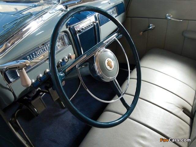 Packard 120 Convertible Coupe 1941 wallpapers (640 x 480)