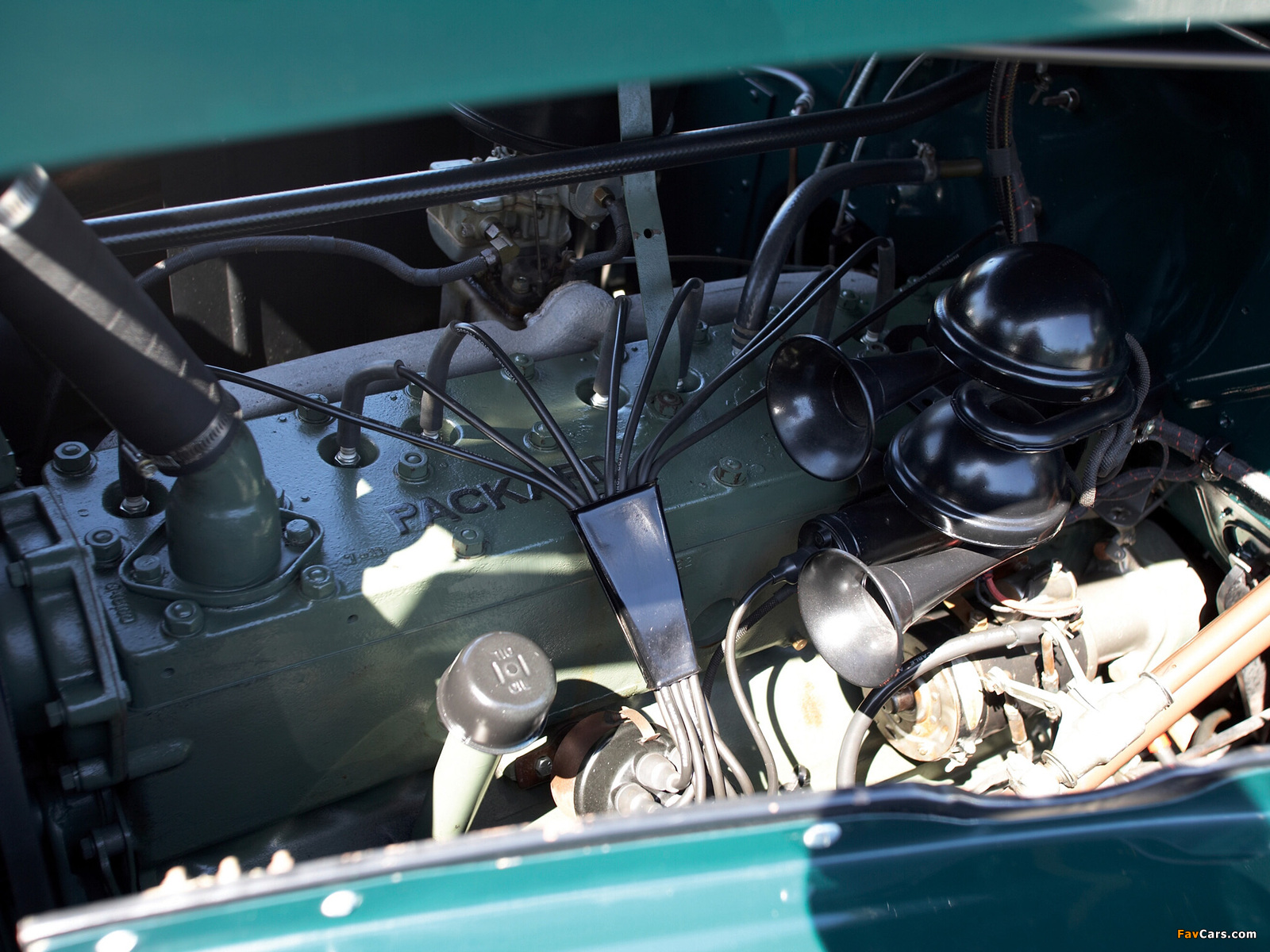 Photos of Packard 120 Convertible Coupe 1940 (1600 x 1200)