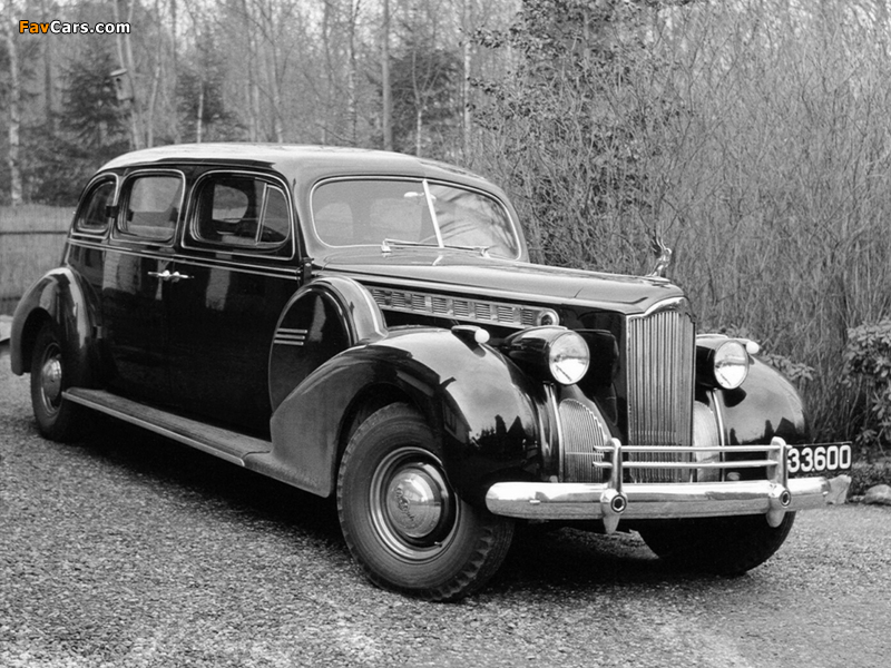 Photos of Packard 120 Touring Sedan (1801-1392) 1940 (800 x 600)