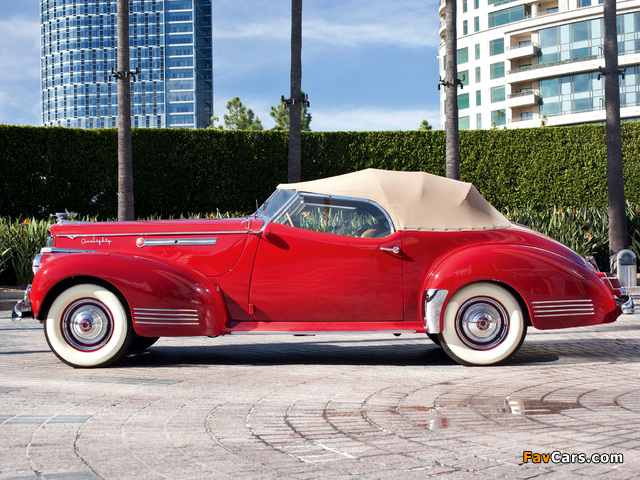 Images of Packard Darrin 180 Convertible Victoria 1941 (640 x 480)