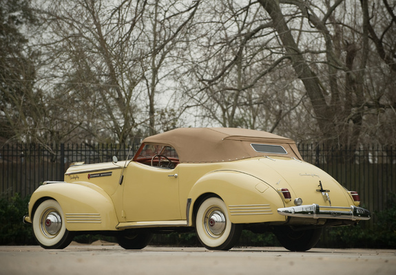 Packard Darrin 180 Convertible Victoria 1941 pictures