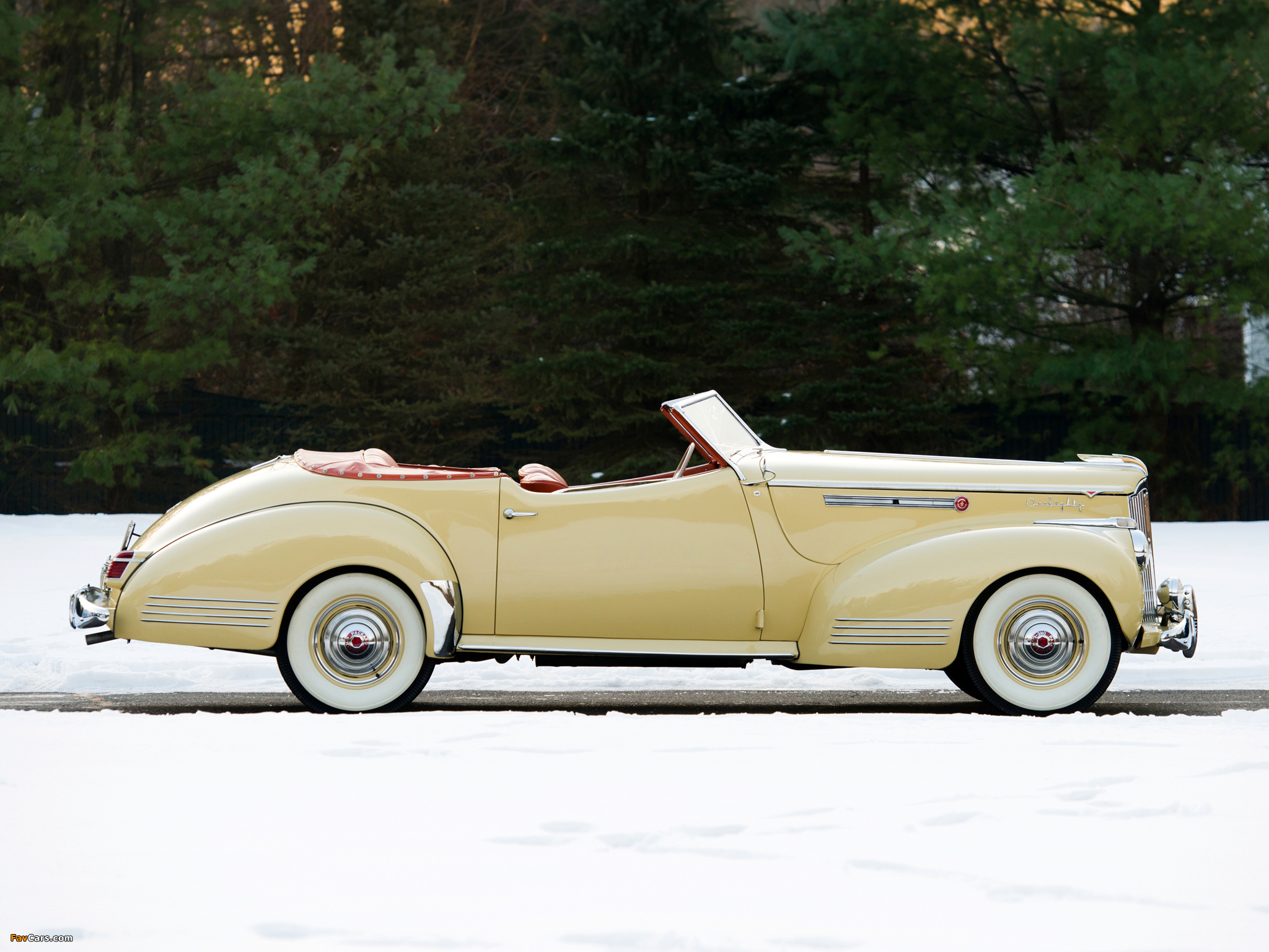 Packard 180 Super Eight Convertible Victoria by Darrin (1906-1429) 1941 wallpapers (2048 x 1536)