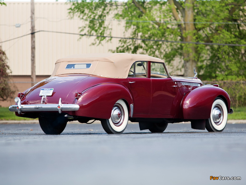 Pictures of Packard 180 Custom Super Eight Convertible Sedan by Darrin (1807-710) 1940 (800 x 600)