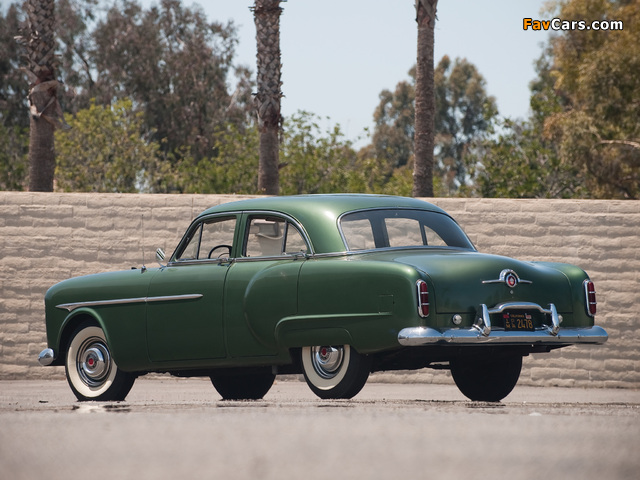 Packard 200 Sedan 1951–52 pictures (640 x 480)