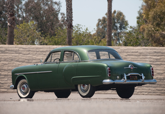 Packard 200 Sedan 1951–52 pictures