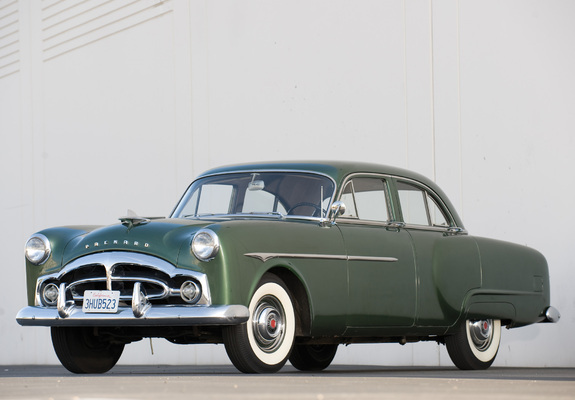 Photos of Packard 200 Sedan 1951–52