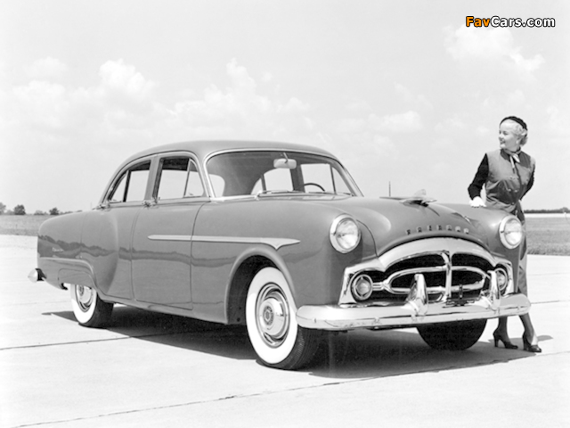 Packard 200 Deluxe Touring Sedan (2401-2462) 1951 wallpapers (640 x 480)