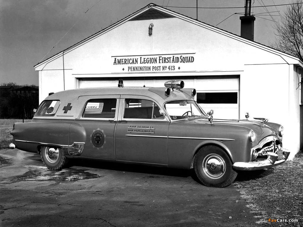 Packard 300 Ambulance 1951–52 pictures (1024 x 768)