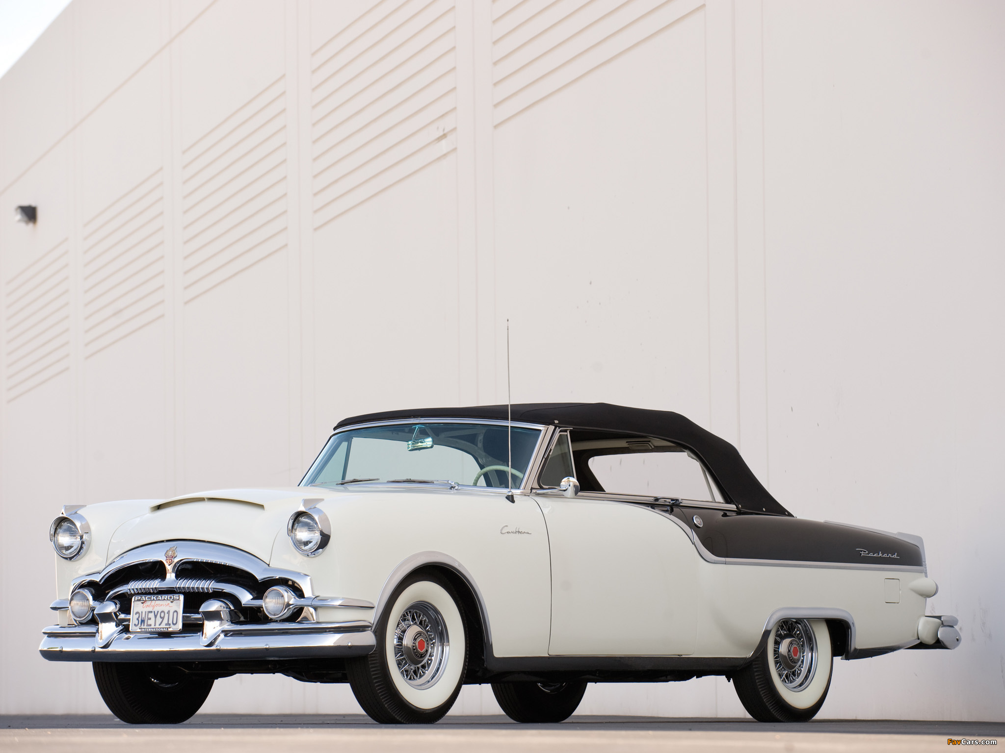 Images of Packard Caribbean Convertible Coupe (5478) 1954 (2048 x 1536)