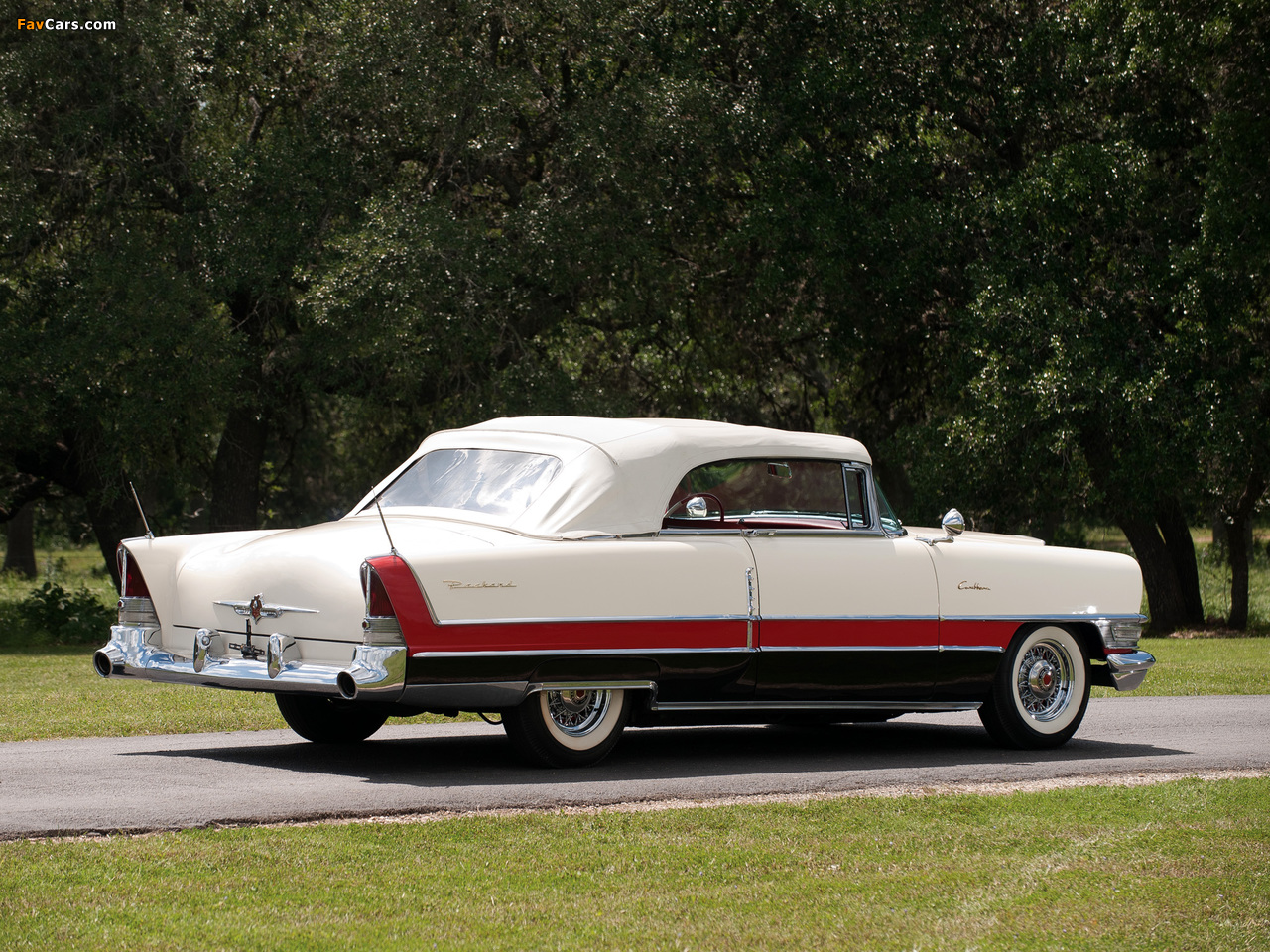 Images of Packard Caribbean Convertible Coupe (5580-5588) 1955 (1280 x 960)