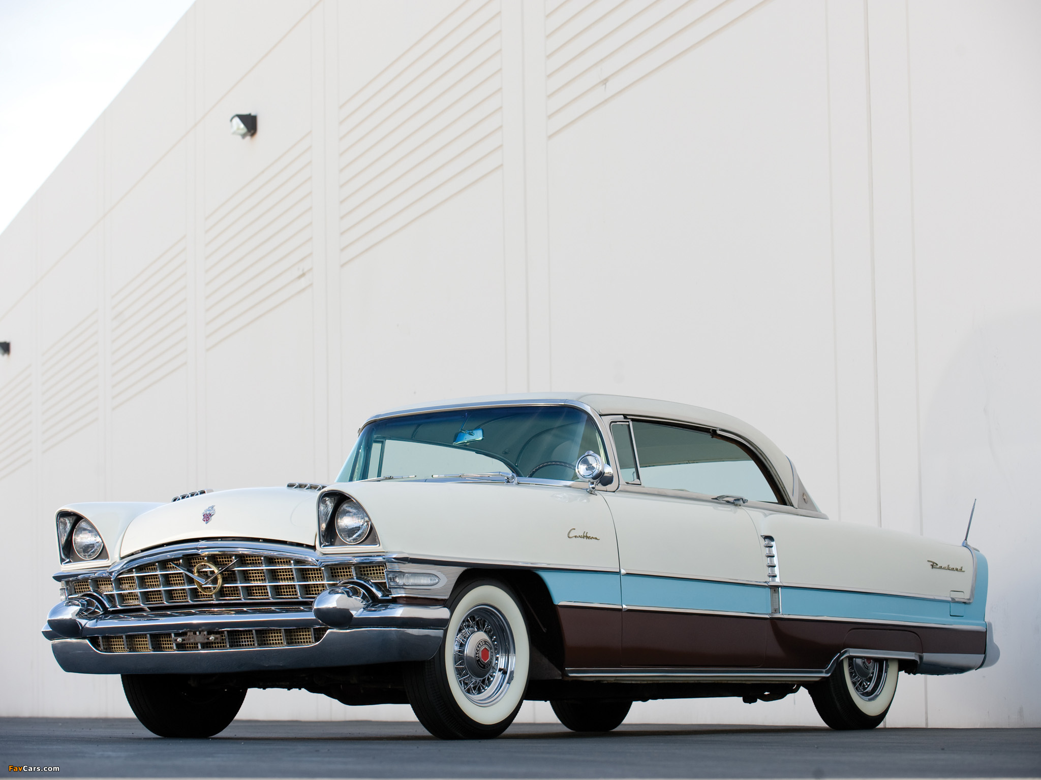 Images of Packard Caribbean Hardtop Coupe (5697) 1956 (2048 x 1536)