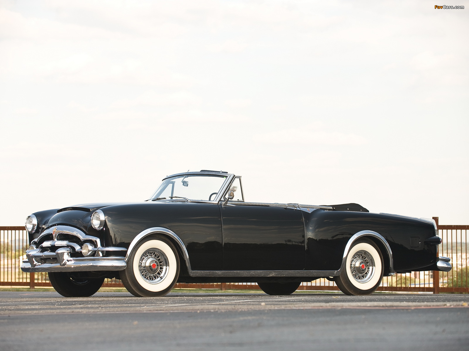 Pictures of Packard Caribbean Convertible Coupe (2631-2678) 1953 (1600 x 1200)
