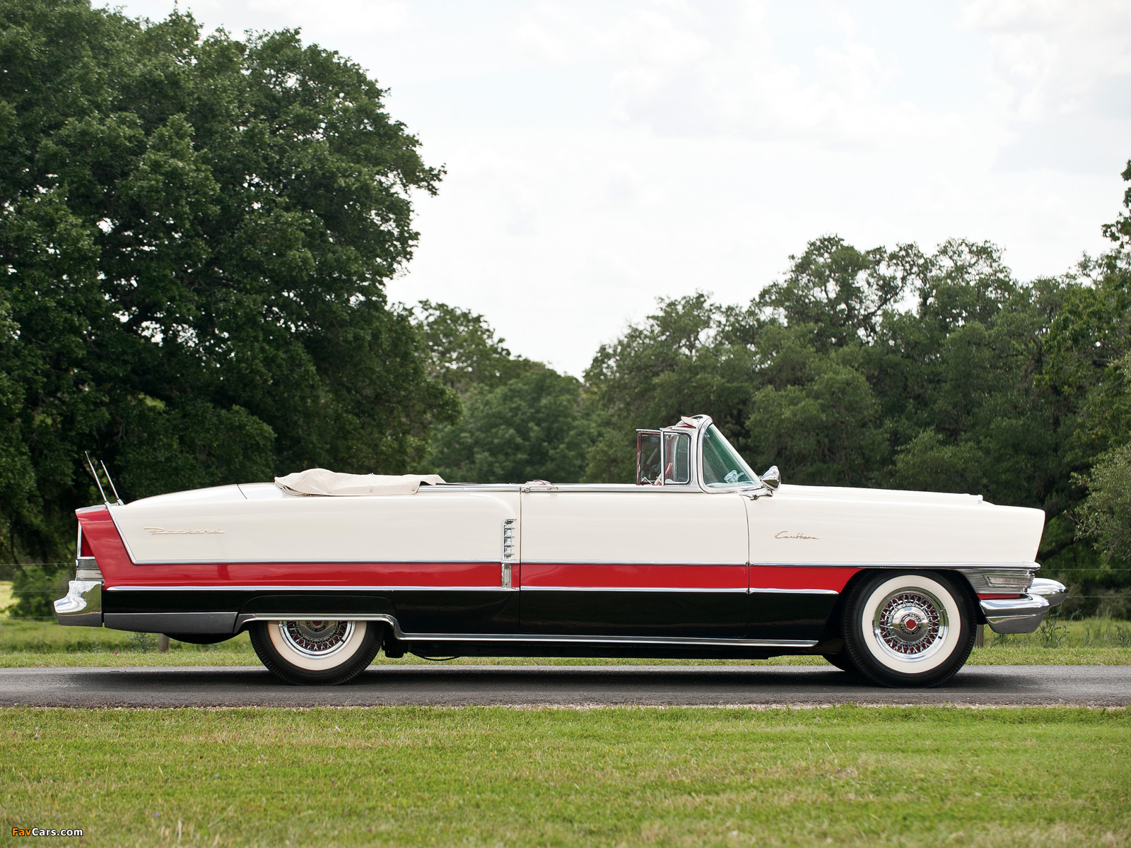 Pictures of Packard Caribbean Convertible Coupe (5580-5588) 1955 (1600 x 1200)