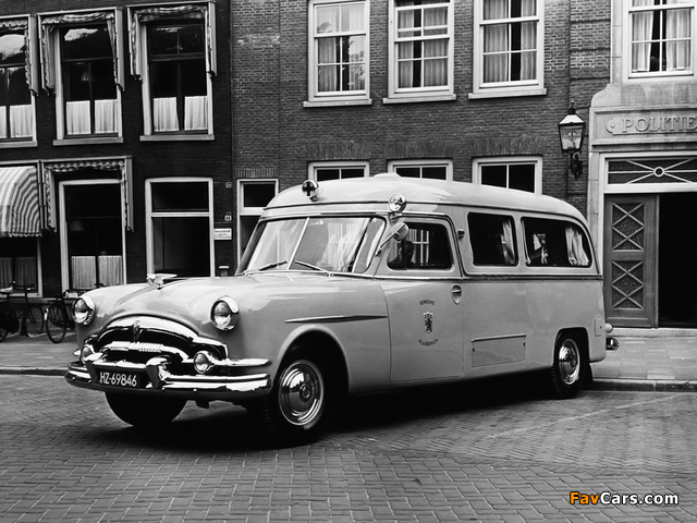 Images of Packard Clipper Ambulance 1954 (640 x 480)