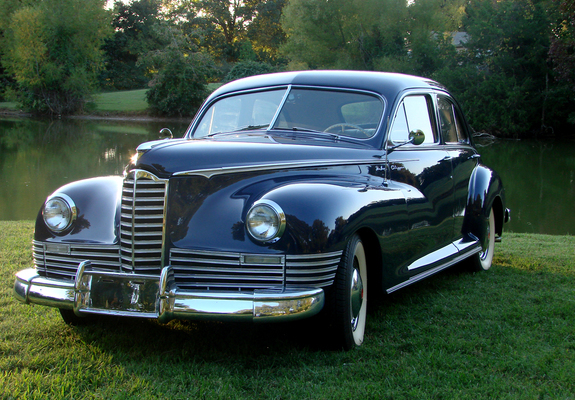 Packard Deluxe Clipper Touring Sedan (2101) 1946–47 photos