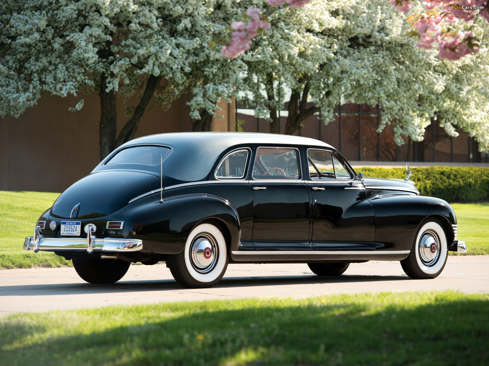 Packard Custom Super Clipper Eight Limousine (2126-2150) 1947 pictures (1600 x 1200)