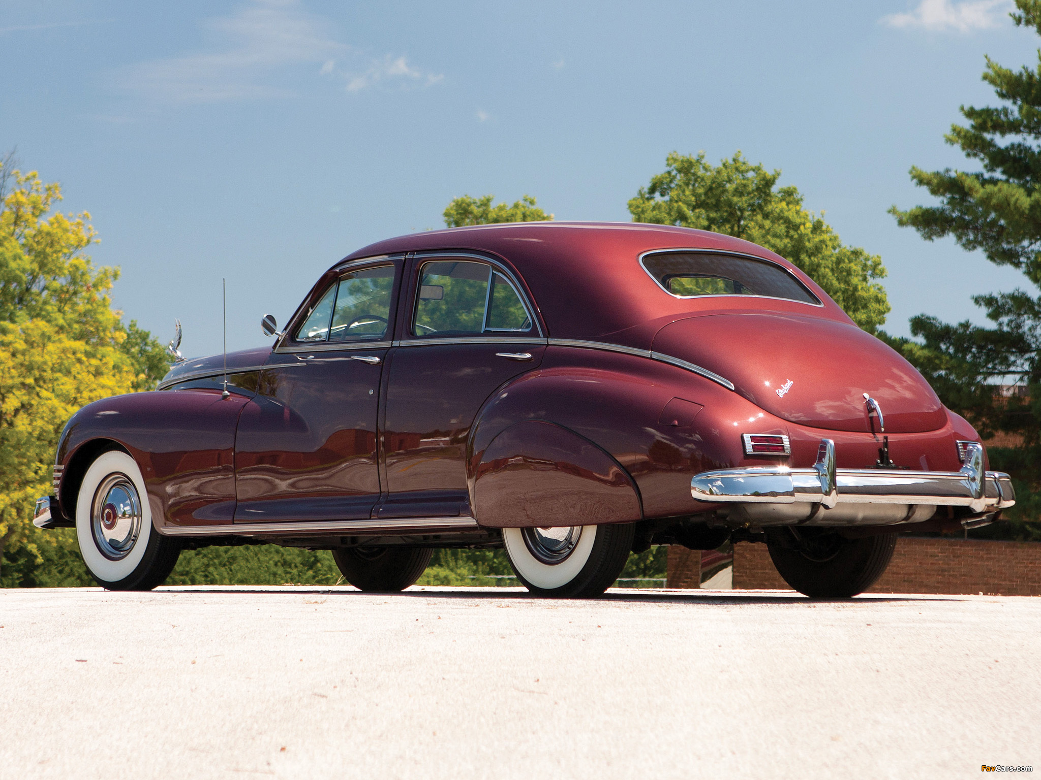 Packard Custom Super Clipper Eight Sedan (2106-2122) 1947 wallpapers (2048 x 1536)