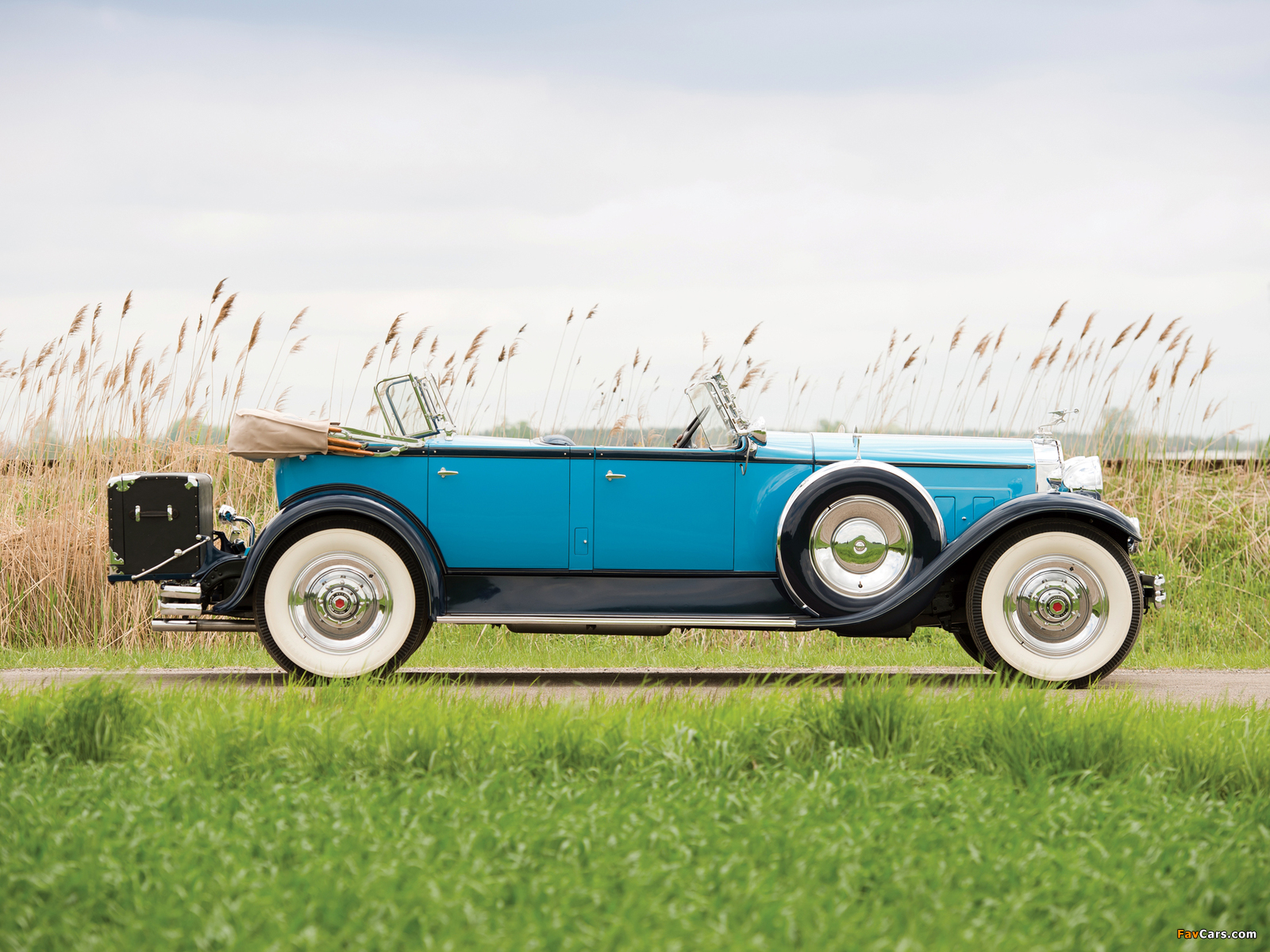 1930 Packard Custom Eight Sport Phaeton (740-441) 1929–30 pictures (1600 x 1200)