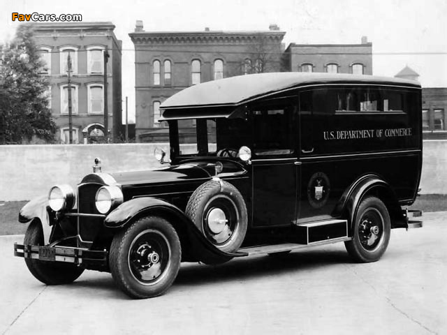 Photos of Packard Custom Eight Special Radio Van (443) 1928 (640 x 480)