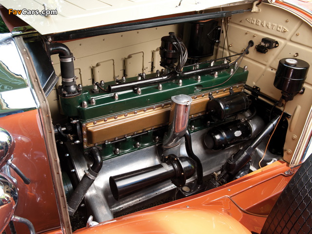 Pictures of Packard Custom Eight Roadster (640-342) 1929 (640 x 480)