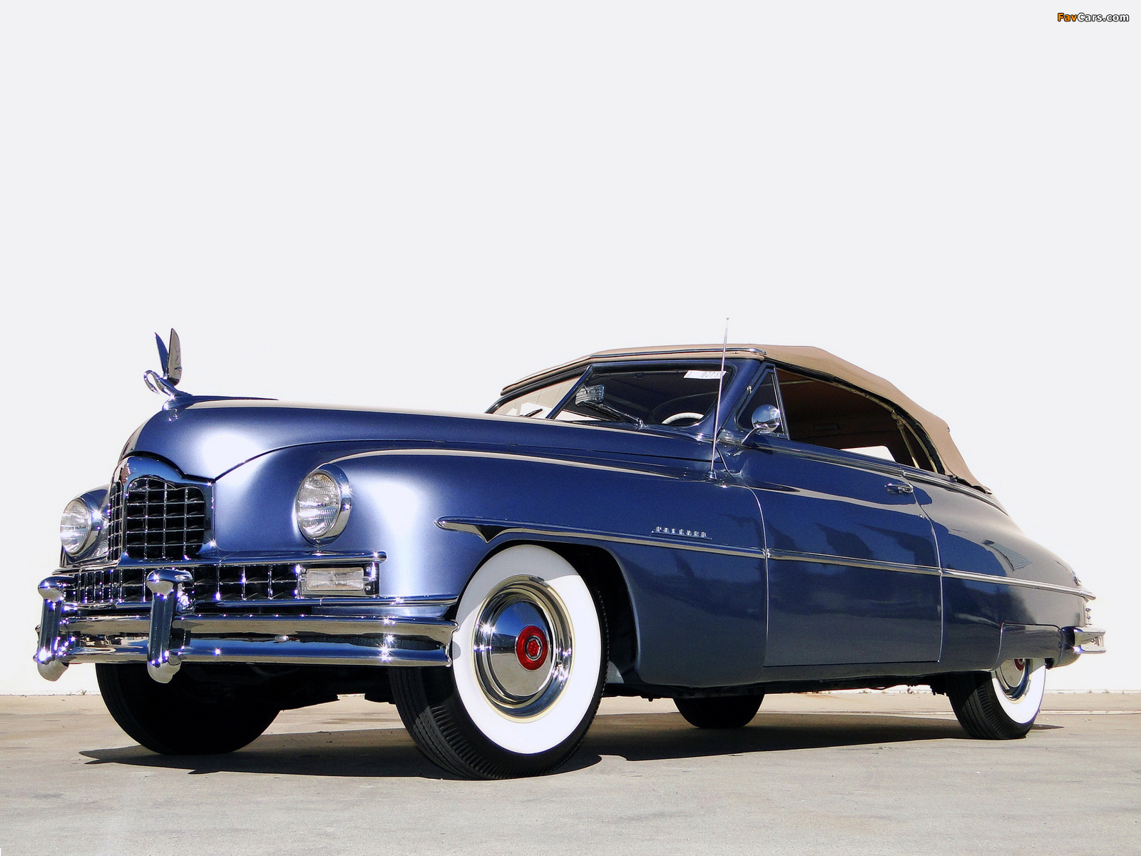 Pictures of Packard Custom Eight Convertible Coupe (2333-2359-5) 1950 (1600 x 1200)