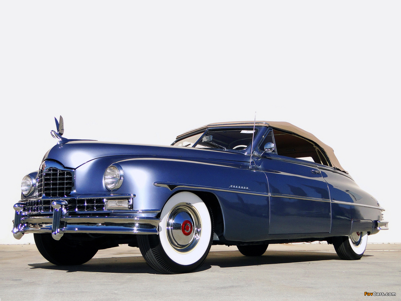 Pictures of Packard Custom Eight Convertible Coupe (2333-2359-5) 1950 (1280 x 960)