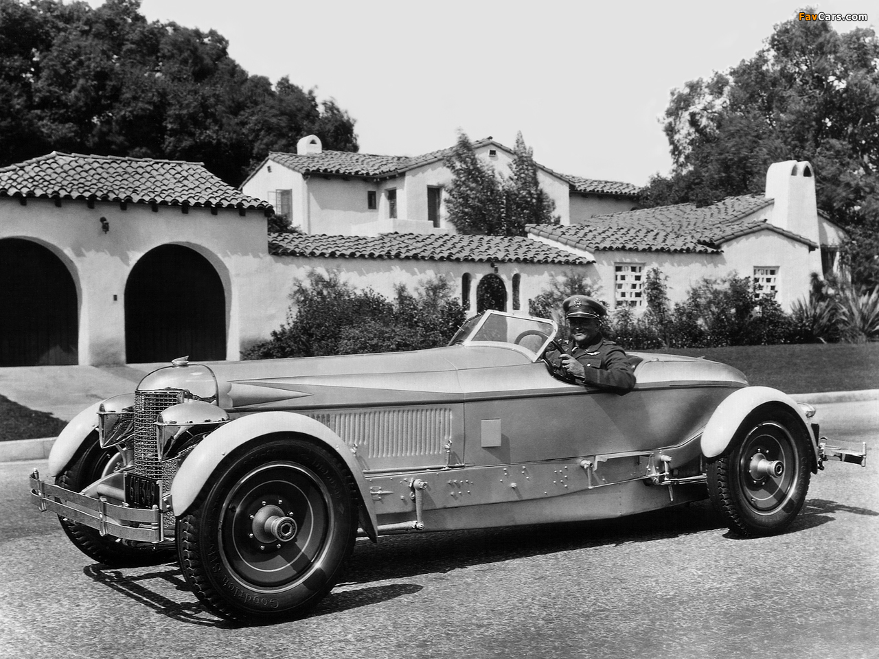 Images of Packard Custom Special Roadster by Thompson 1929 (1280 x 960)