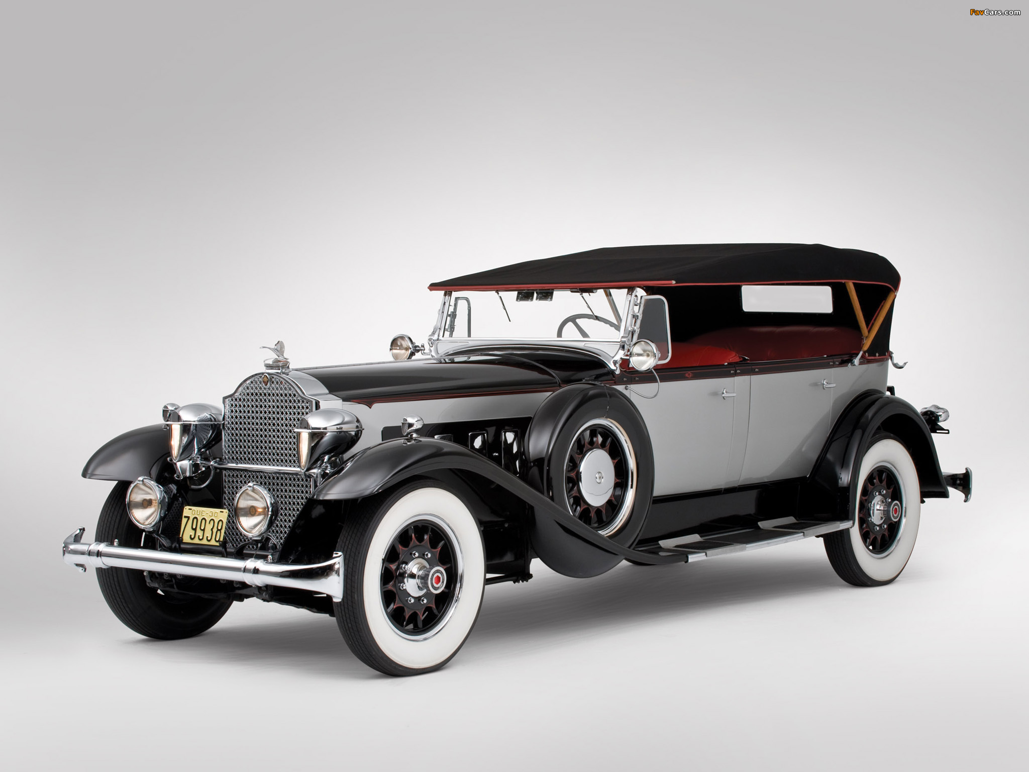 Images of Packard Deluxe Eight Phaeton (745-421) 1930 (2048 x 1536)