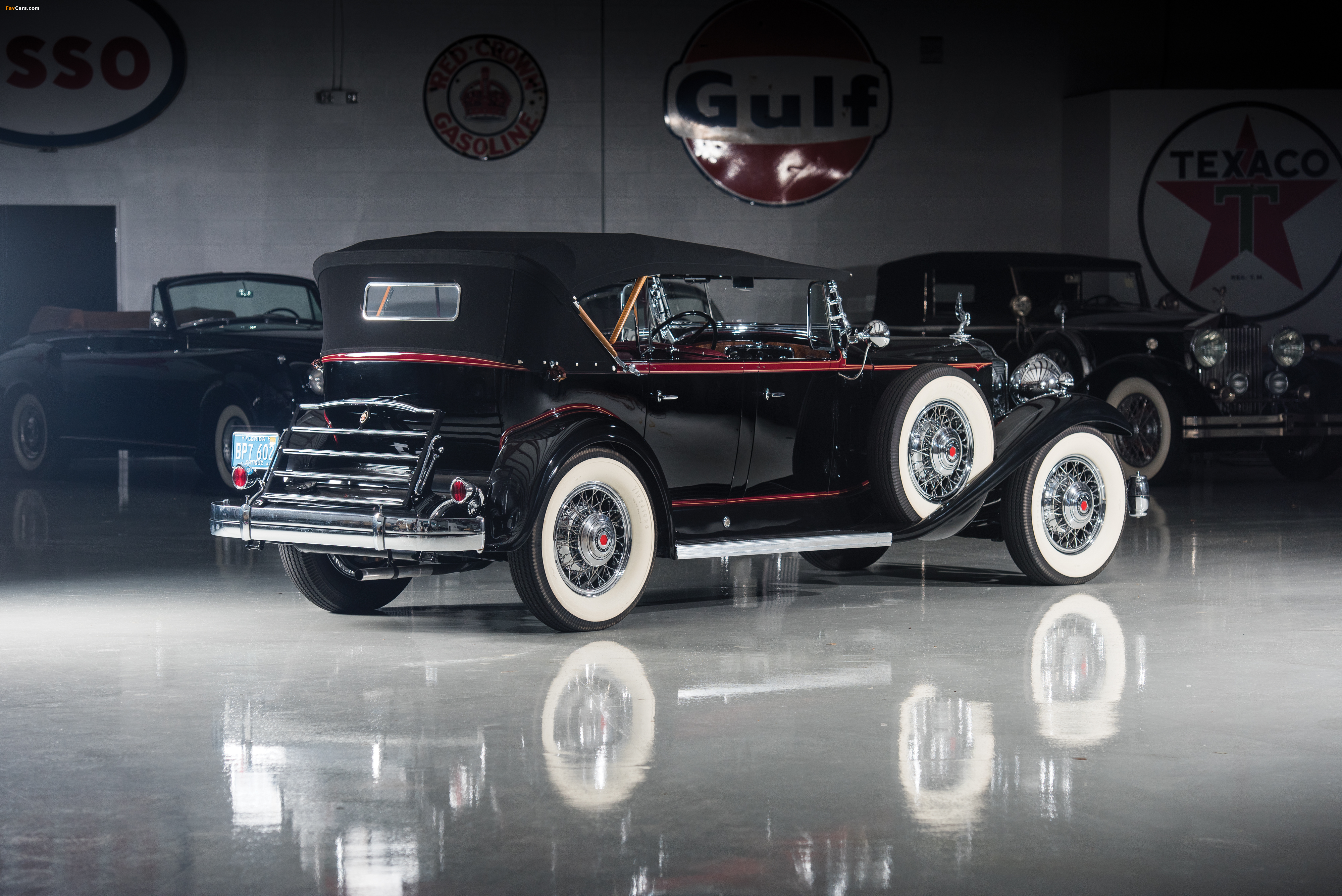 Images of Packard Deluxe Eight Phaeton (903-511) 1932 (4000 x 2670)