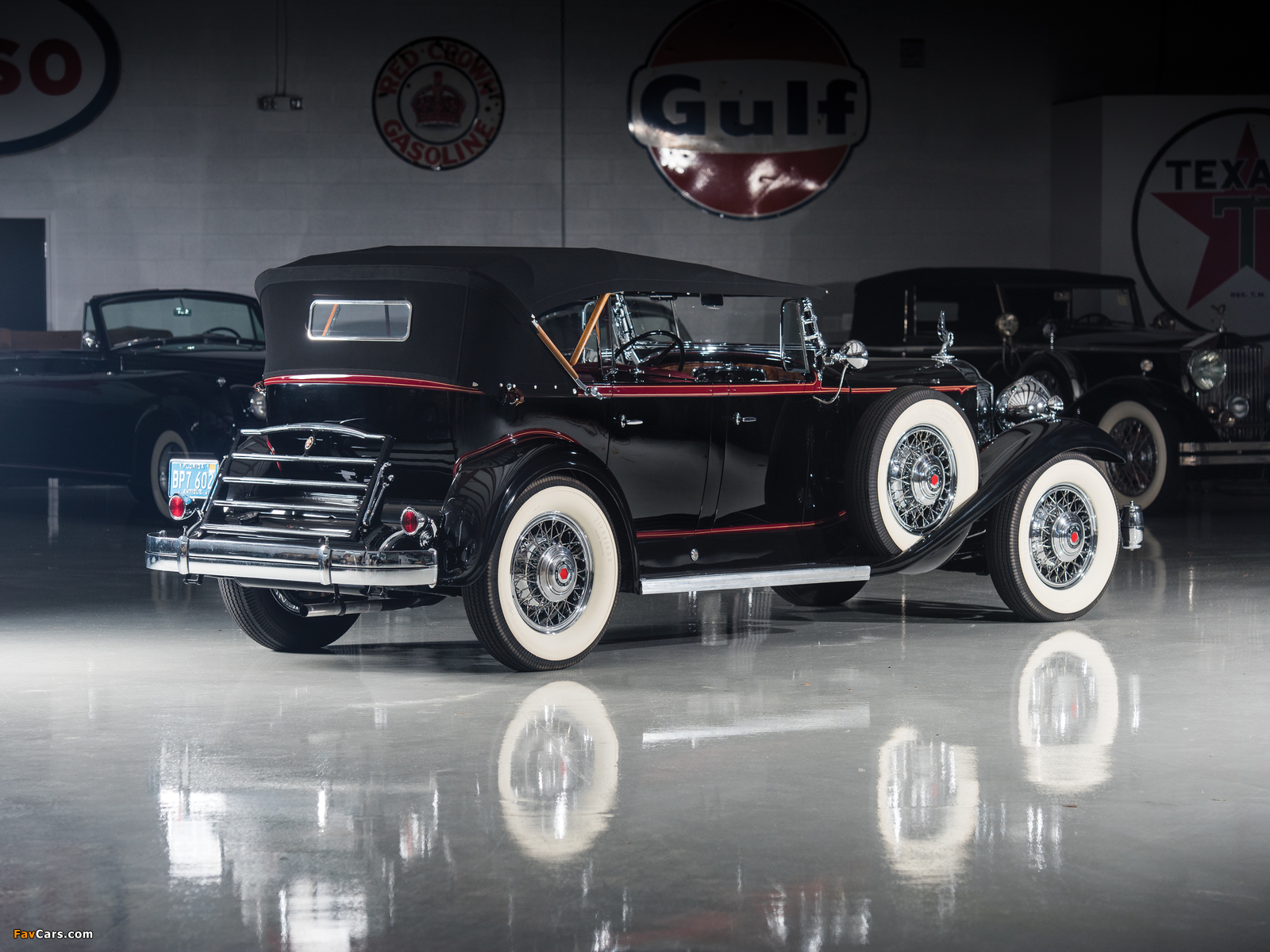 Images of Packard Deluxe Eight Phaeton (903-511) 1932 (1600 x 1200)