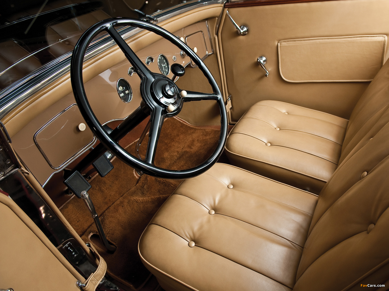 Packard Deluxe Eight Convertible Victoria by Rollston 1931 wallpapers (1600 x 1200)