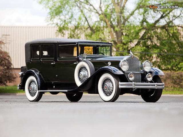 1930 Packard Deluxe Eight All-Weather Town Car by LeBaron (745) images (640 x 480)