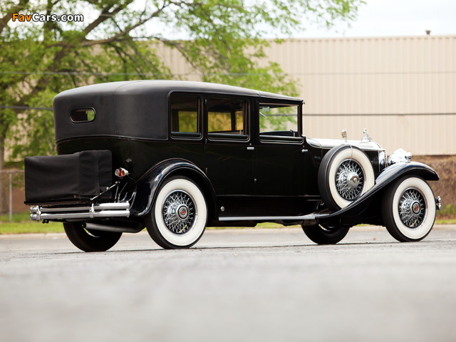 1930 Packard Deluxe Eight All-Weather Town Car by LeBaron (745) images (640 x 480)