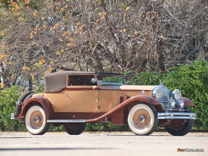 Photos of Packard Deluxe Eight Convertible Victoria by Waterhouse (840) 1931 (800 x 600)