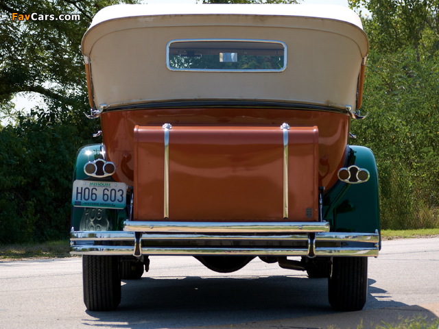 Pictures of Packard Deluxe Eight Phaeton (745-420) 1930 (640 x 480)