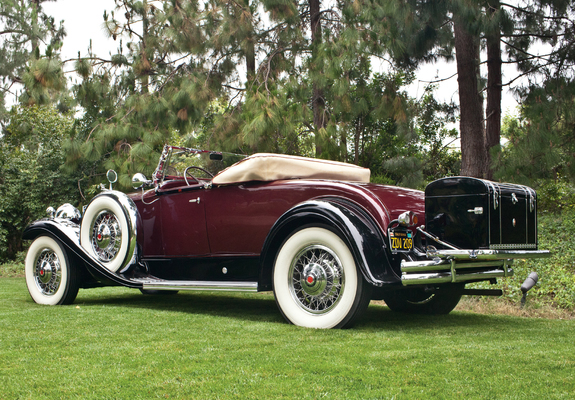 Pictures of Packard Deluxe Eight Roadster (840-472) 1931