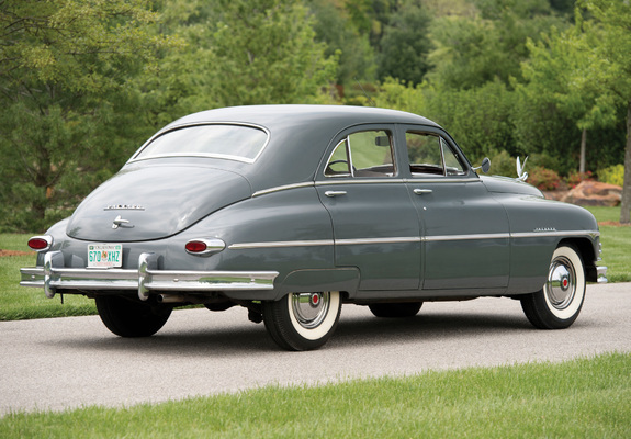 Pictures of Packard Deluxe Eight Touring Sedan 1949