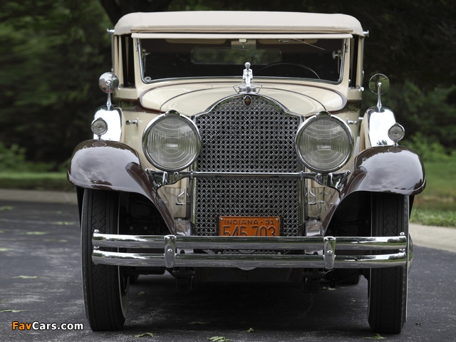 Images of Packard Eight Individual Custom Convertible Sedan by Dietrich (840) 1931 (640 x 480)