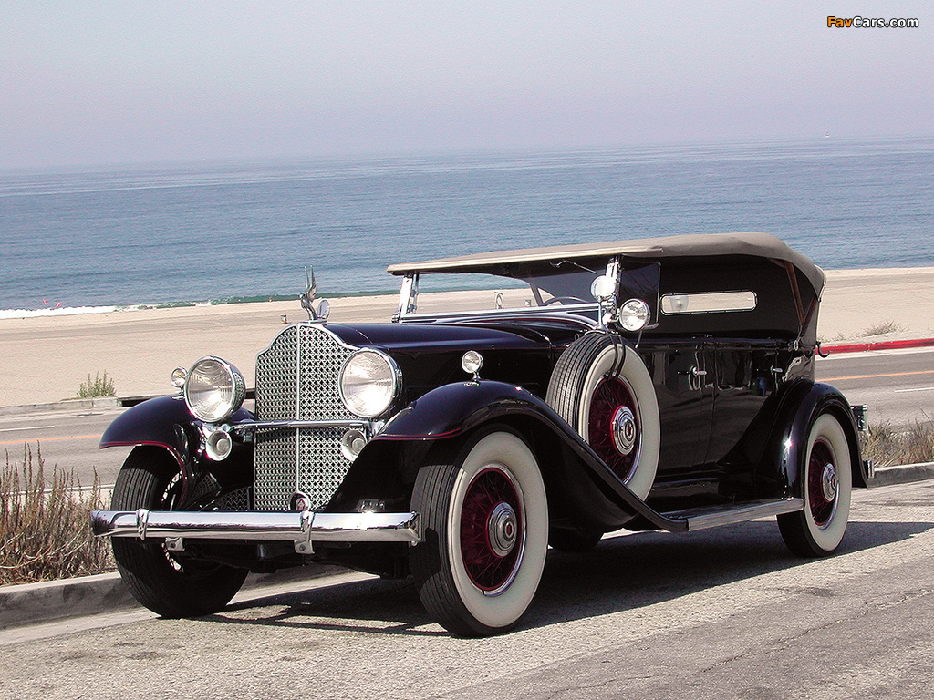 Images of Packard Eight Phaeton (902) 1932 (1024 x 768)