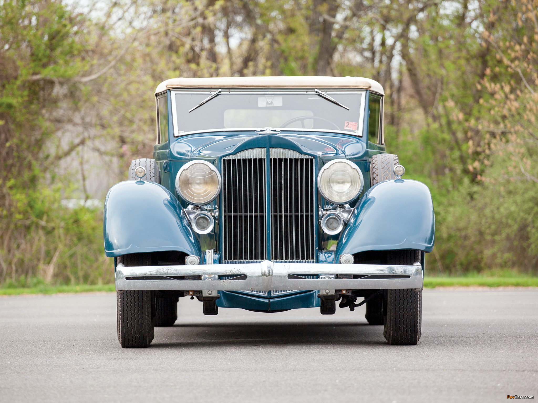 Images of 1934 Packard Eight Coupe Roadster (1101-719) 1933–34 (2048 x 1536)
