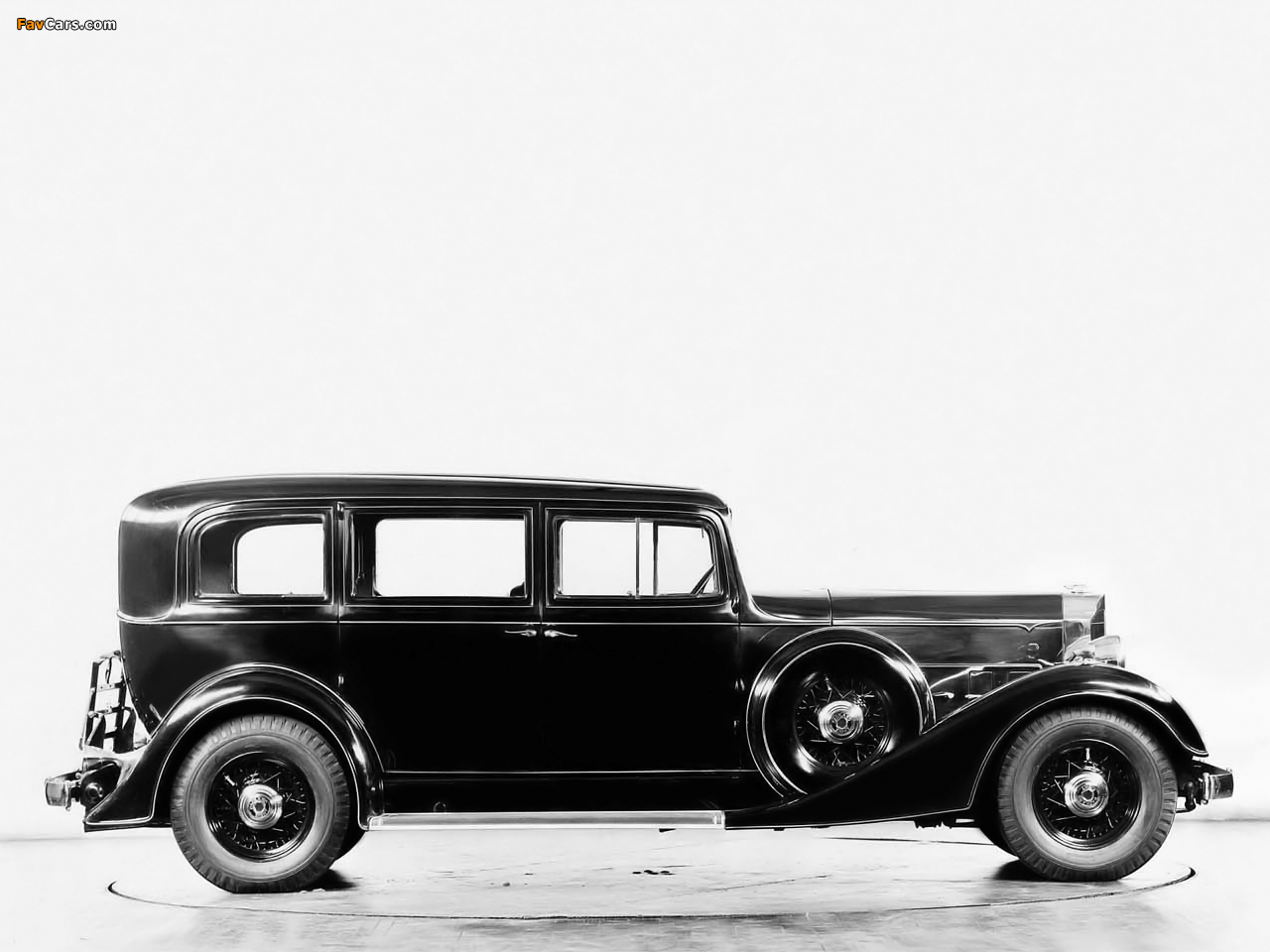 Images of Packard Eight Sedan (1102-714) 1934 (1280 x 960)