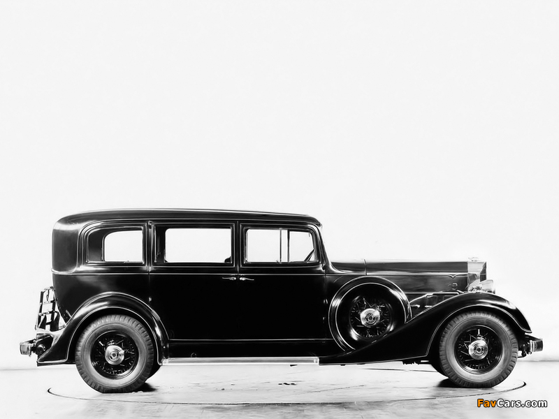 Images of Packard Eight Sedan (1102-714) 1934 (800 x 600)