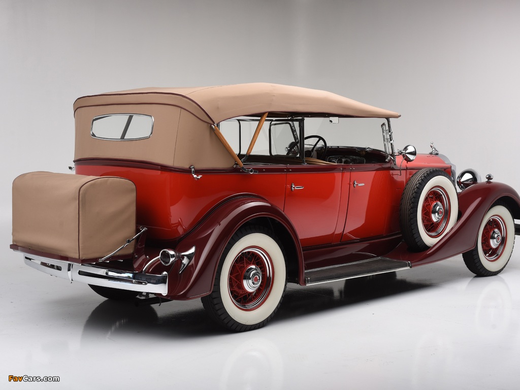 Photos of Packard Eight 7-passenger Touring (1101-710) 1933–34 (1024 x 768)
