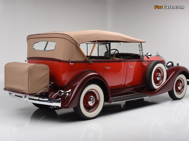 Photos of Packard Eight 7-passenger Touring (1101-710) 1933–34 (640 x 480)