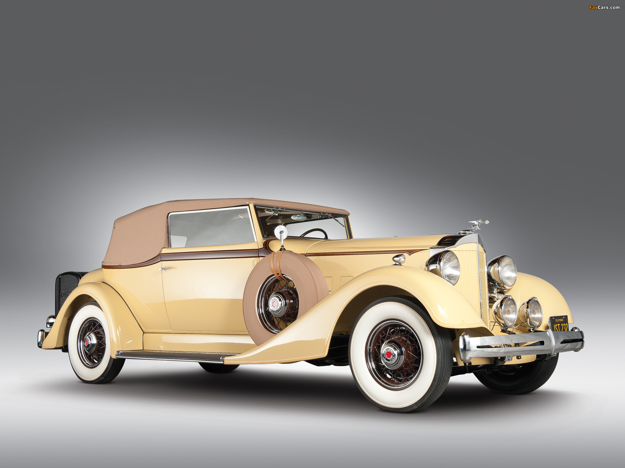Photos of Packard Eight Convertible Victoria 1934 (2048 x 1536)