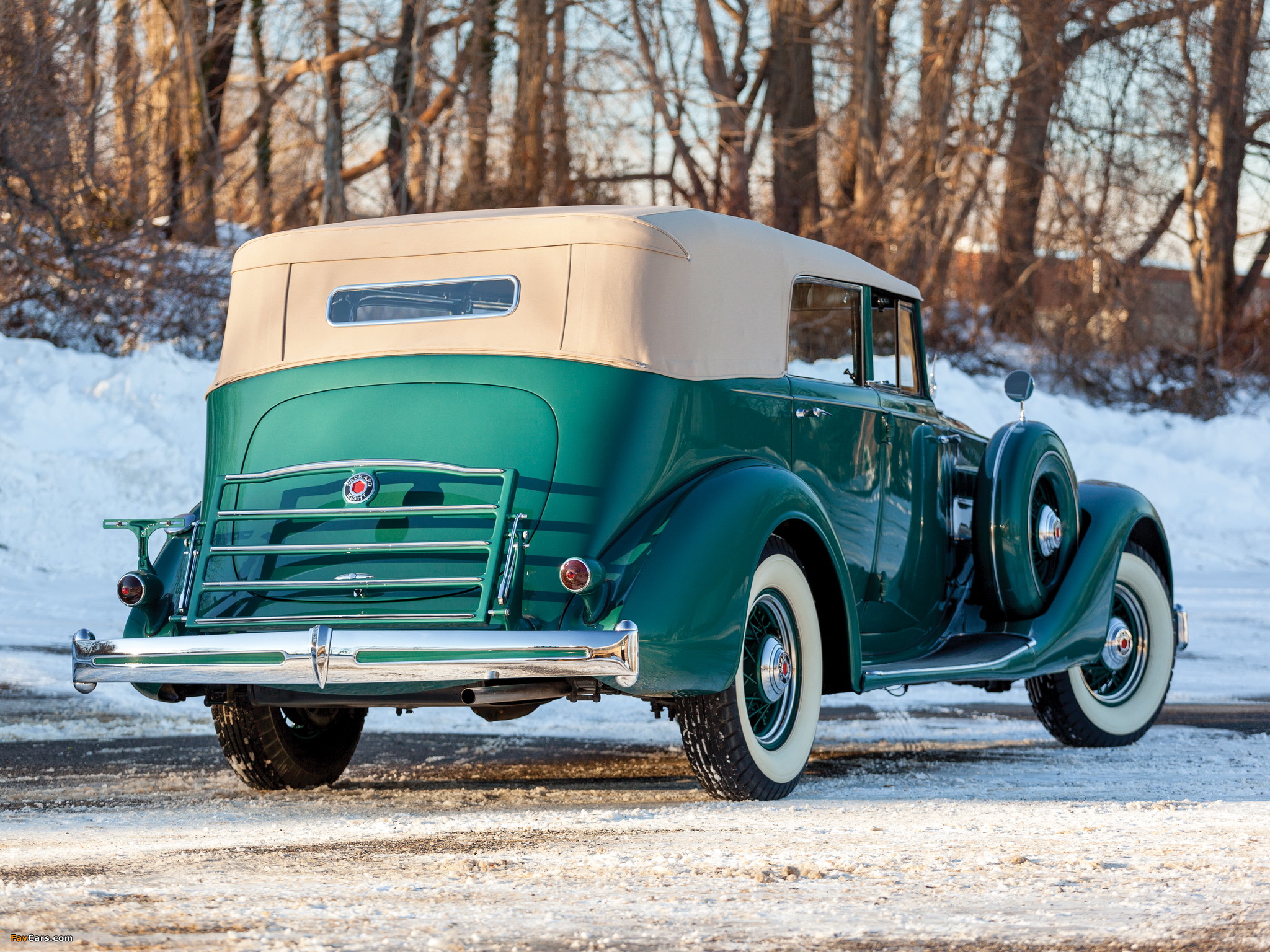 Photos of Packard Eight Convertible Sedan (1402-963) 1936 (2048 x 1536)
